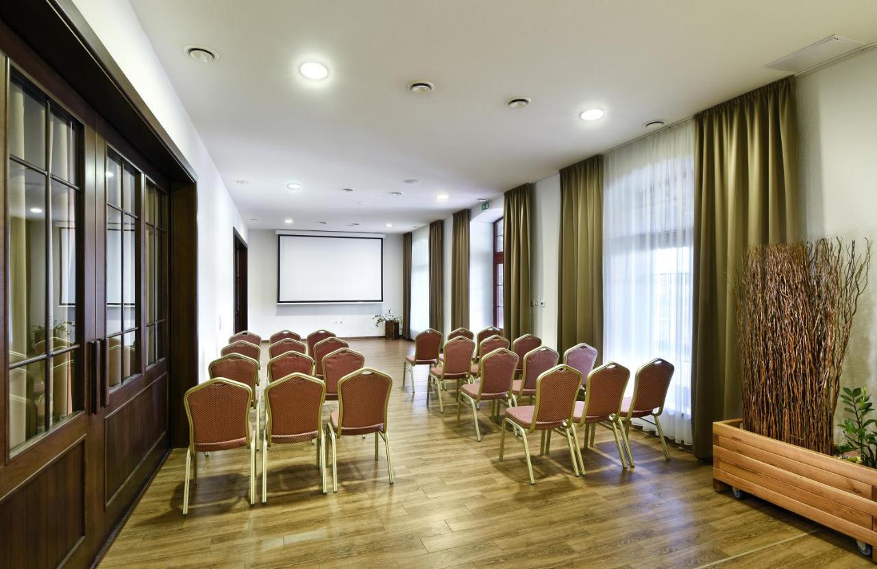 Rezort Masarykov Dvor Pstrusa エクステリア 写真